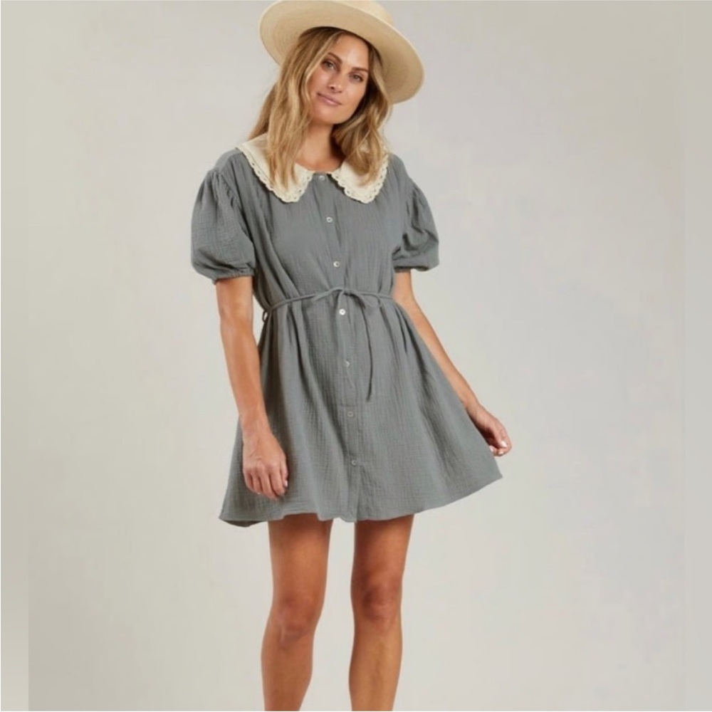 Rylee + Cru Gray Mini Dress with Cream Lace Collar